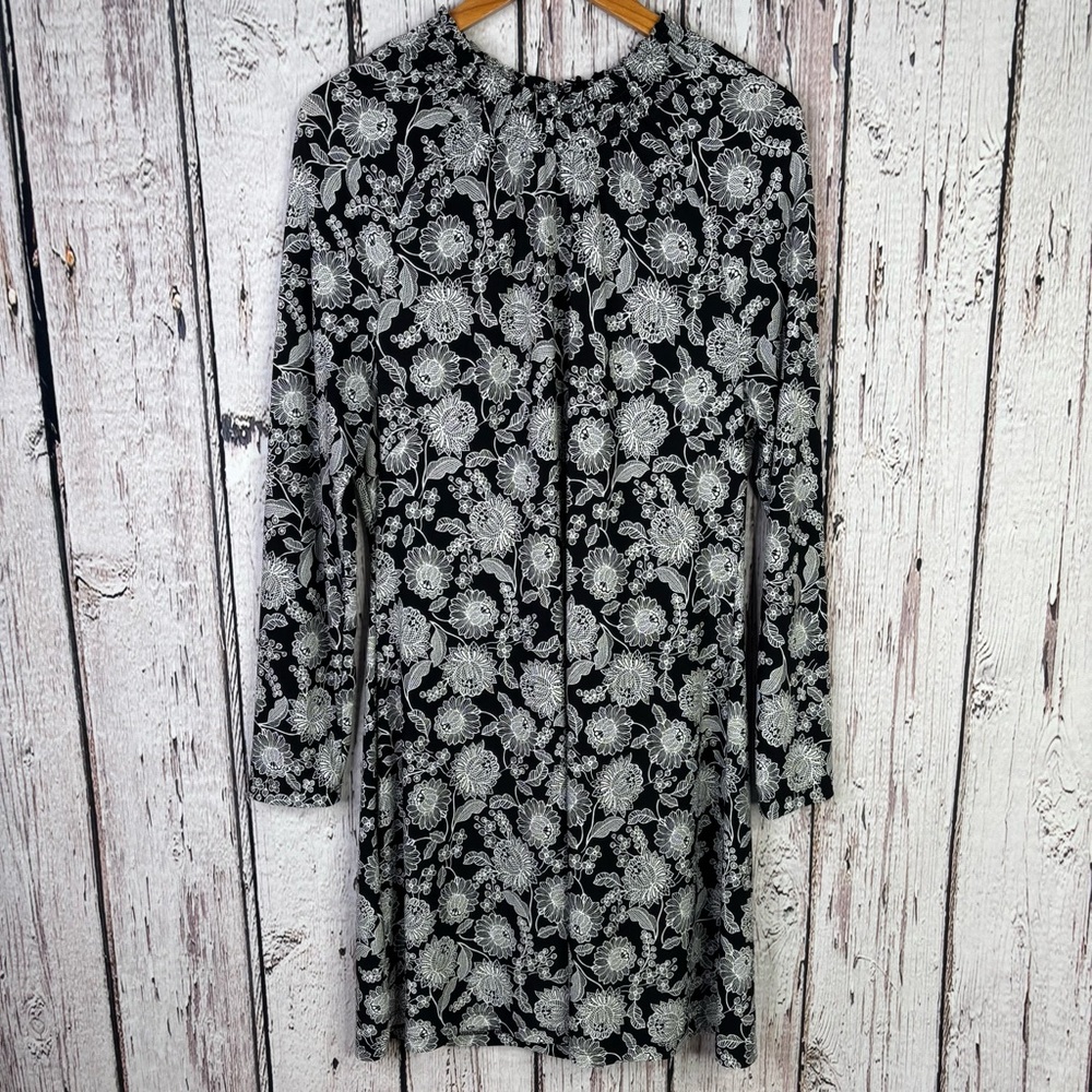 Tommy Hilfiger Black & White Knee Length Long Sleeve Shift Dress Sz 10 Mockneck